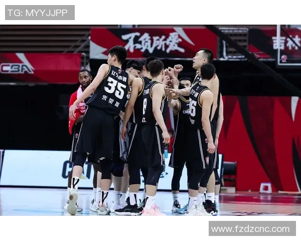 黑马逆袭挑战豪门卫冕 CBA冠军之争悬念再度升级