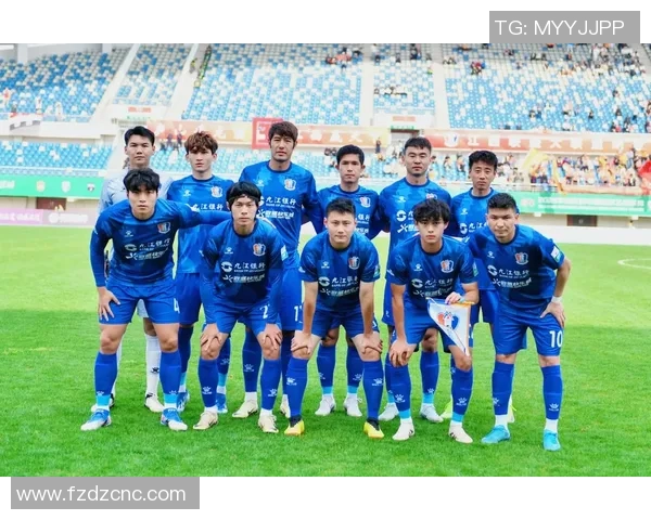 打造未来足球强队：青训体系与全球球员引进的完美结合