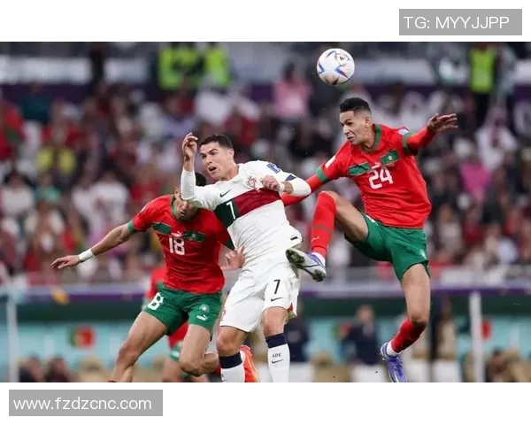 世界杯赛事激战正酣 全球焦点汇聚冠军争夺战与激情四射的赛场之上